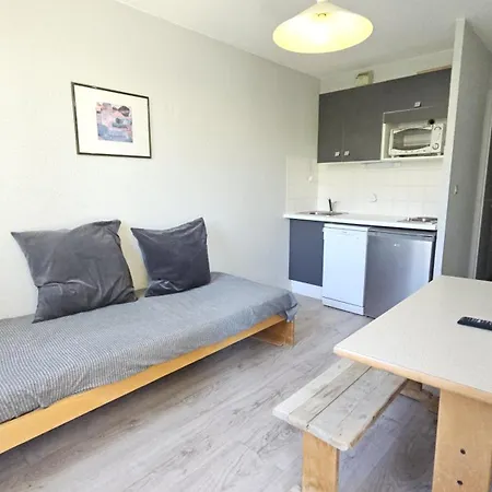 Daire - Inout - 3 Beds Flat J-b3 *